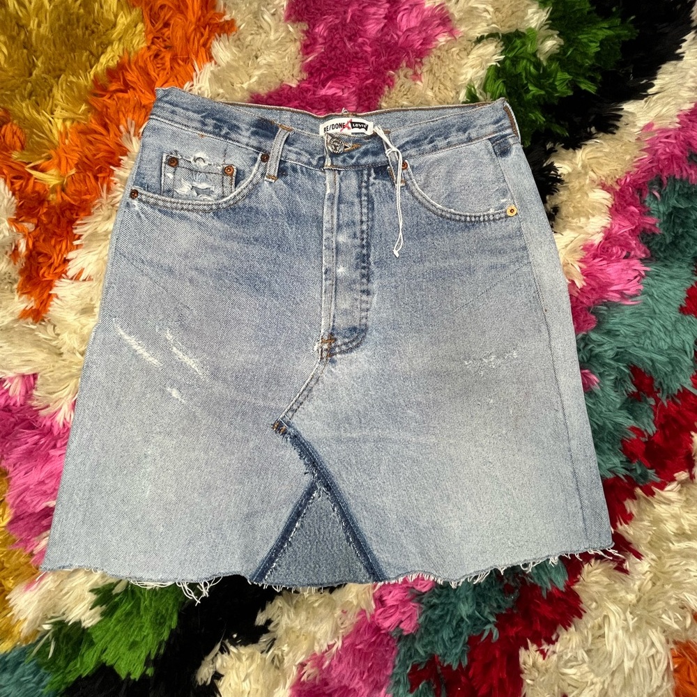 Levi’s Re/Done denim skirt. Size 26.